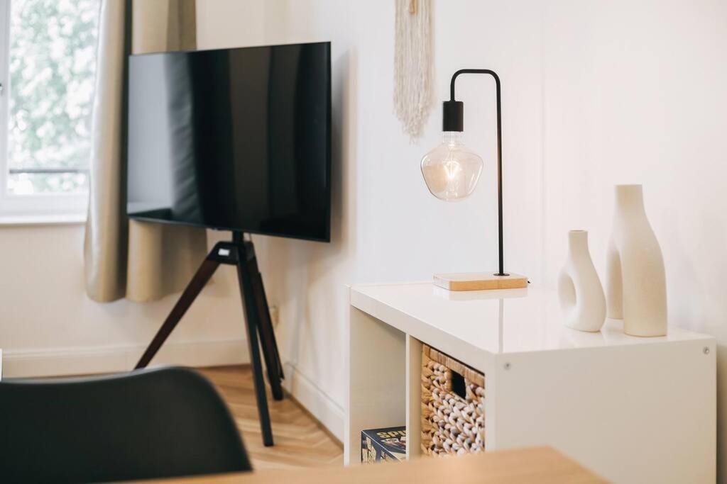 Tip! Design-apartment In Toplage 75qm In Szeneviertel *