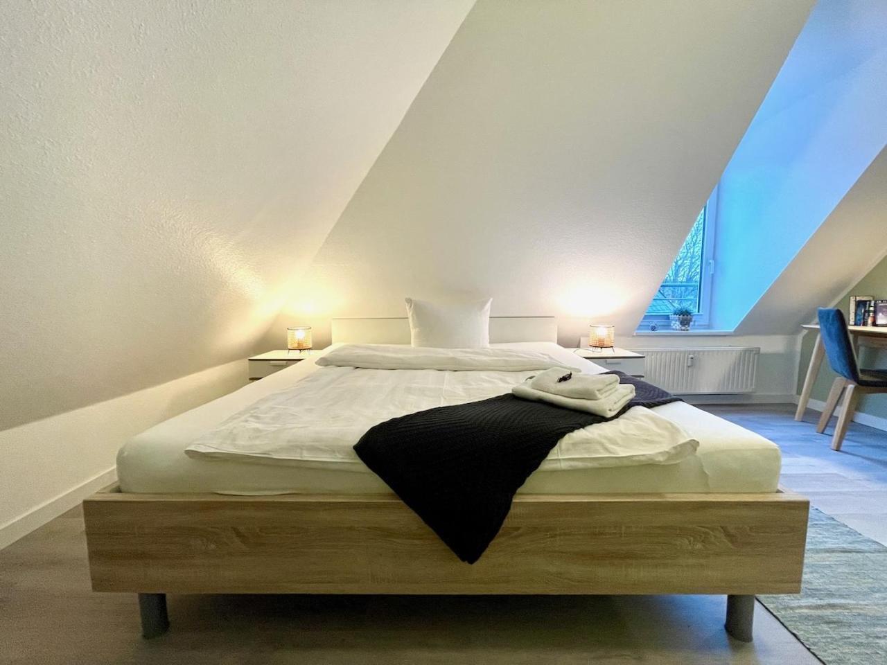 Zschachwitz - Frisch Renovierter Wohlfuehlort! Apartment Dresden