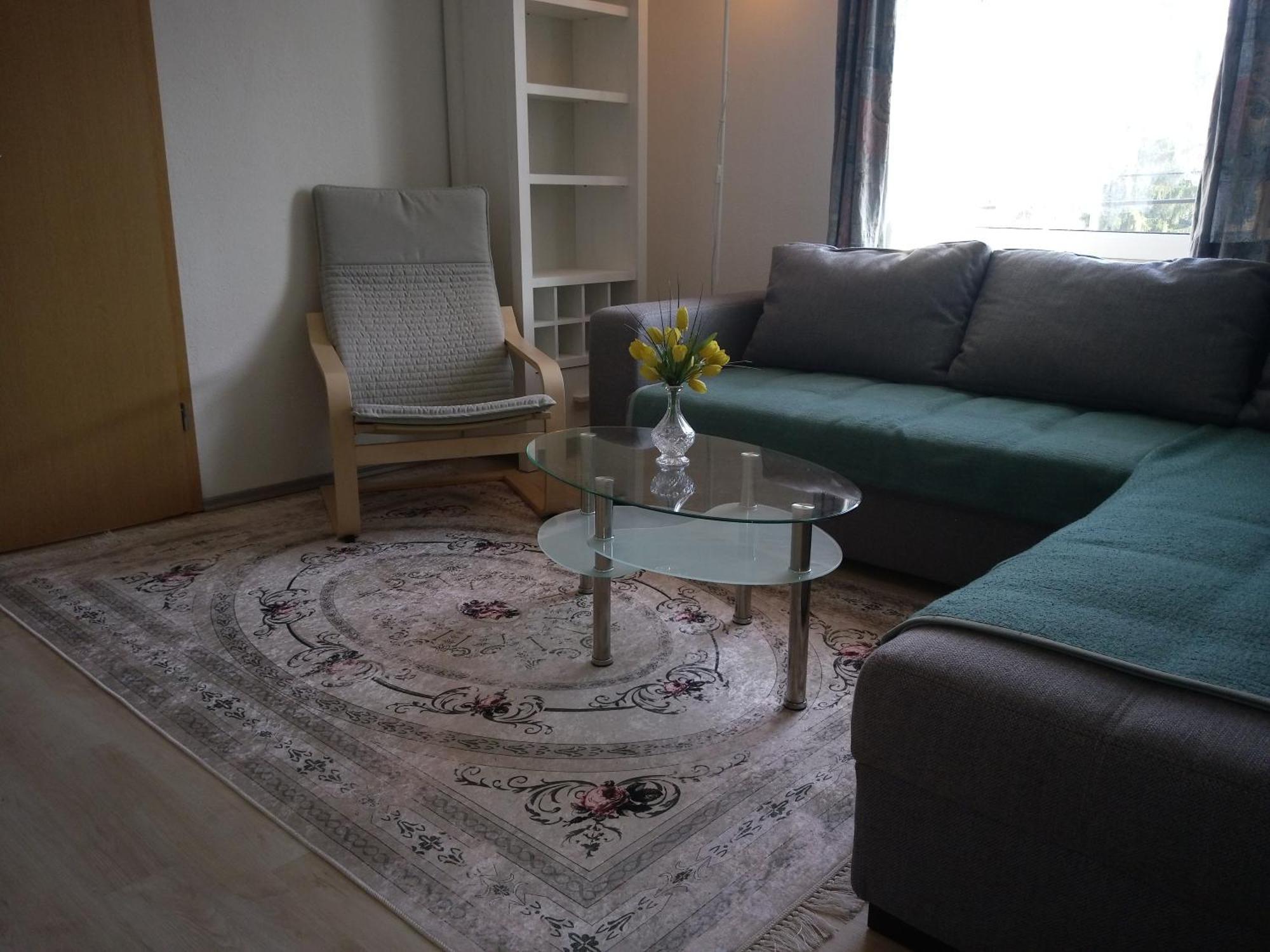 Mit 2 Schlafzimmern Apartment *