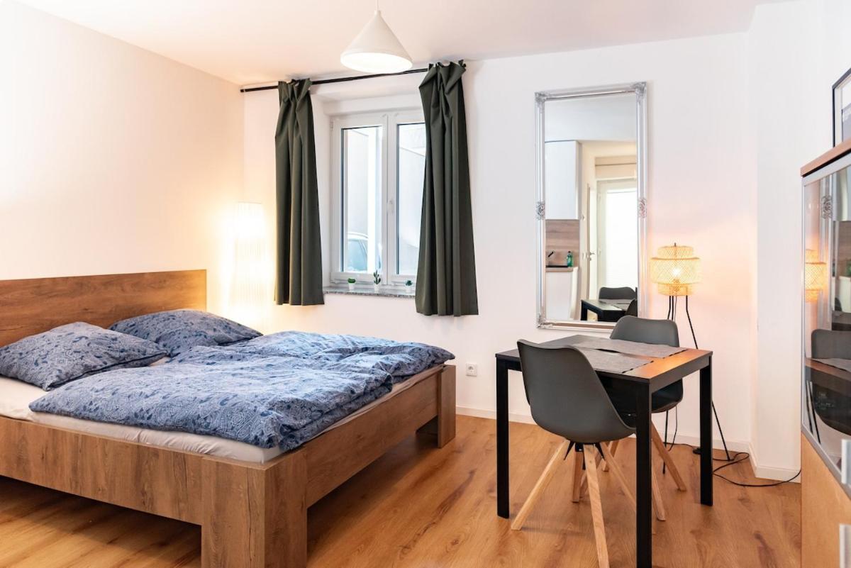 Apartment Mit Terrasse