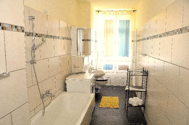 Schoene-3r-fewo-dresden-neustadt-l12