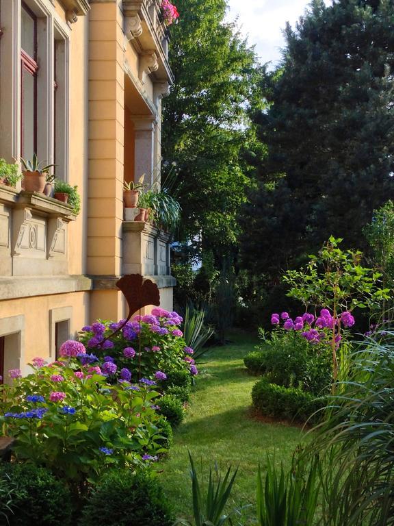 Apartment Elbvilla *