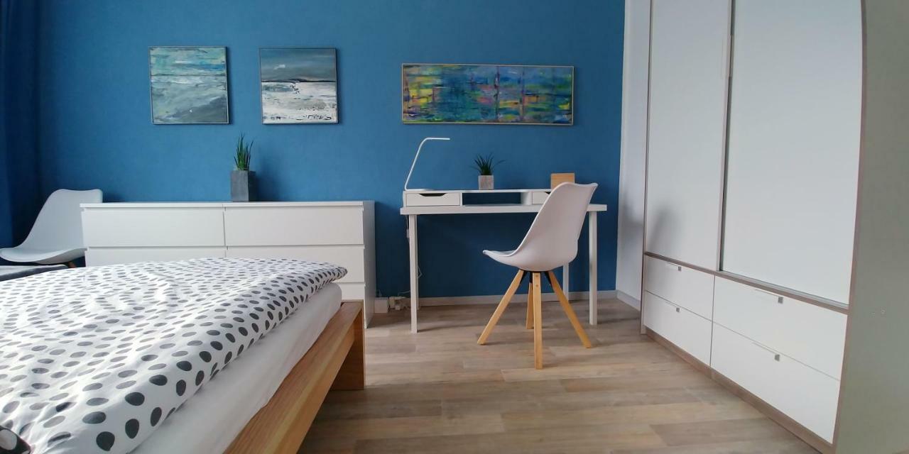 F3 - Gemütlich Mit Kunst